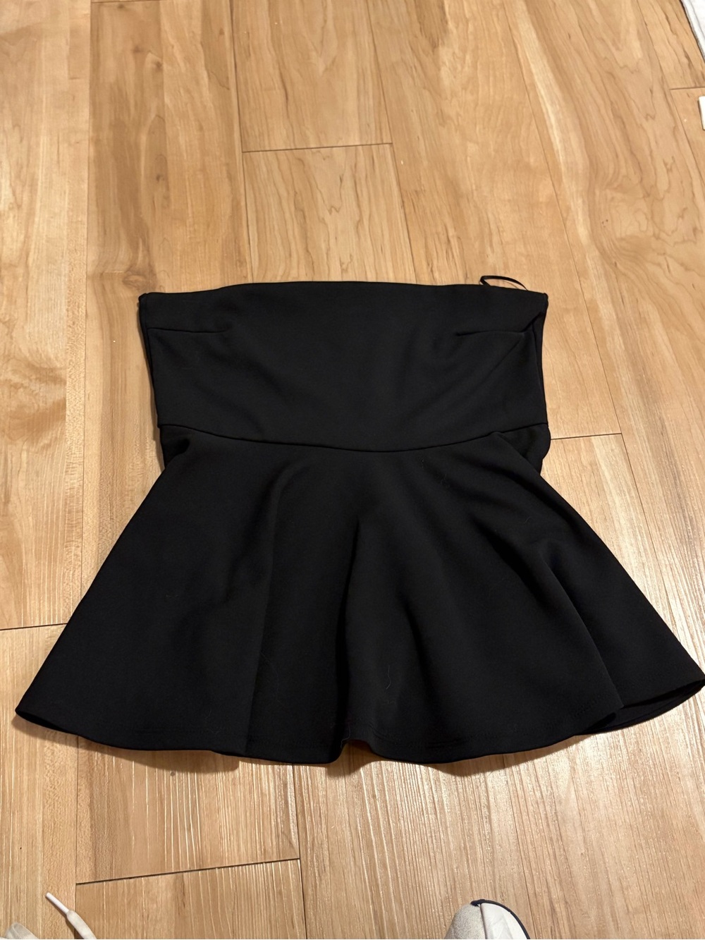 H & M Black Strapless Peplum Top